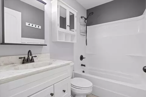 Bath - 459 Diane Loop, White Bluff, TN 37187 photo 4 of 4