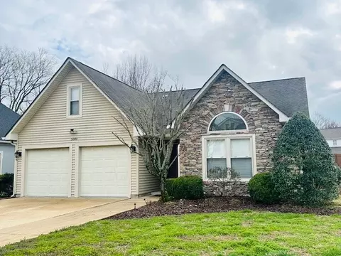 5000 Lancelot Ct, Columbia, TN 38401