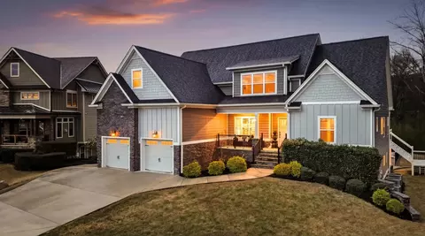 8703 Skybrook Dr, Ooltewah, TN 37363