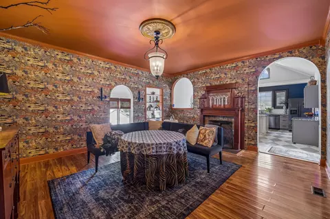 Dining - 500 5th Ave E, Springfield, TN 37172 photo 1 of 3