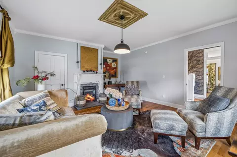 Living - 500 5th Ave E, Springfield, TN 37172 photo 6 of 7