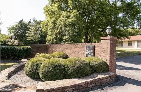2116 Hobbs Rd #J9, Nashville, TN 37215