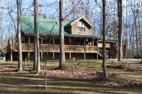 271 Ingman Cliff Rd, Tracy City, TN 37387