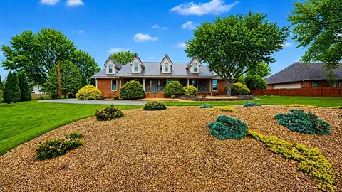 15 Chesapeake Dr, Mckenzie, TN 38201