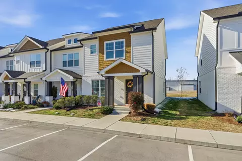 2033 Axis Ave, Old Hickory, TN 37138
