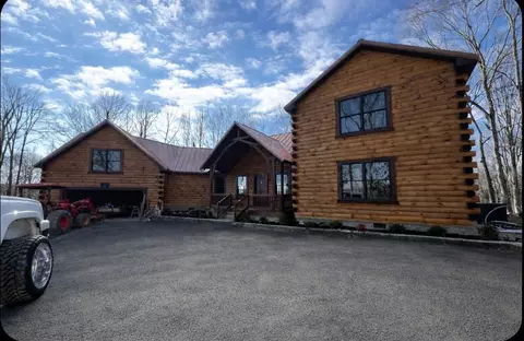 5900 Dewey Carr Rd, Bethpage, TN 37022