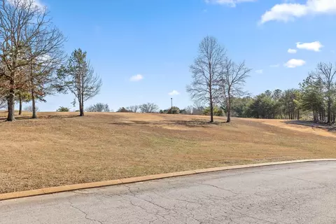 7034 River Run Dr, Chattanooga, TN 37416