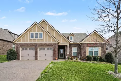 1004 Waterstone Dr, Lebanon, TN 37090