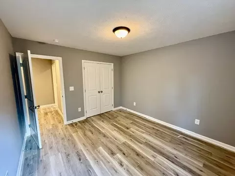 Bedroom - 604 Decherd St E, Tullahoma, TN 37388 photo 5 of 6