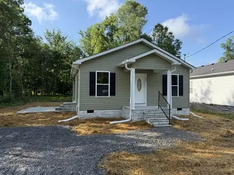 Exterior - 604 Decherd St E, Tullahoma, TN 37388 photo 2 of 2