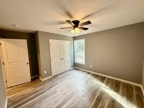 Bedroom - 604 Decherd St E, Tullahoma, TN 37388 photo 6 of 6