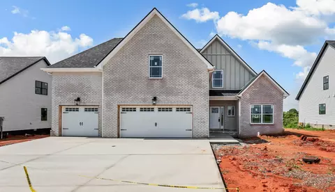 222 Low Plains Ln, Clarksville, TN 37043