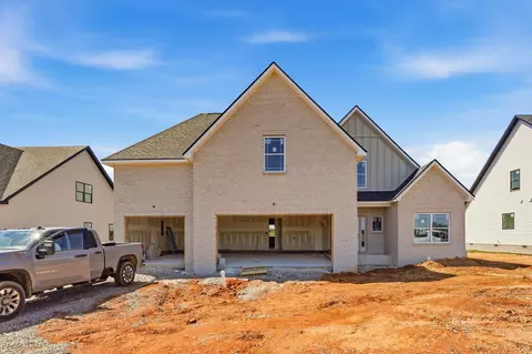 222 Low Plains Ln, Clarksville, TN 37043