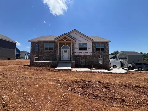 352 Cardinal Crk, Clarksville, TN 37040
