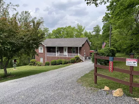 2450 Scotty Parker Rd, Portland, TN 37148