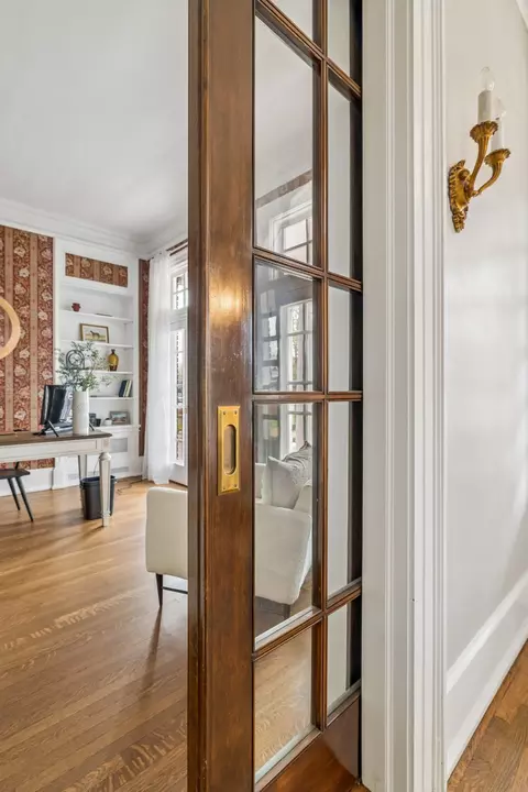 Entry Way - 1153 E Main St, Murfreesboro, TN 37130 photo 5 of 10