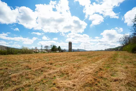 Exterior - 1321 Sand Mountain Rd, Ocoee, TN 37361 photo 4 of 4