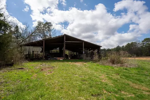 Exterior - 1321 Sand Mountain Rd, Ocoee, TN 37361 photo 3 of 4