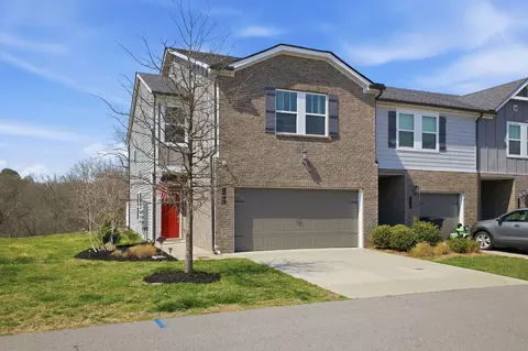 1013 Mckee Ct, Columbia, TN 38401