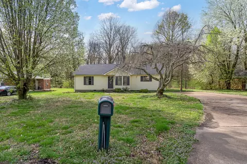 2041 Phillips St, Lewisburg, TN 37091