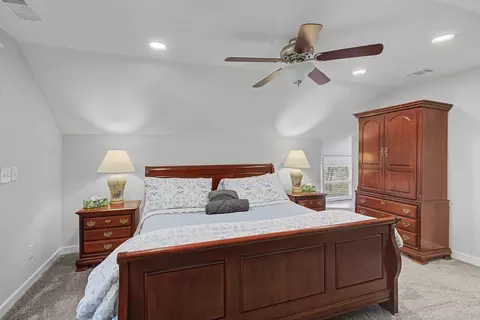 Bedroom - 77 Warren Hollow Rd, Five Points, TN 38457 photo 6 of 6
