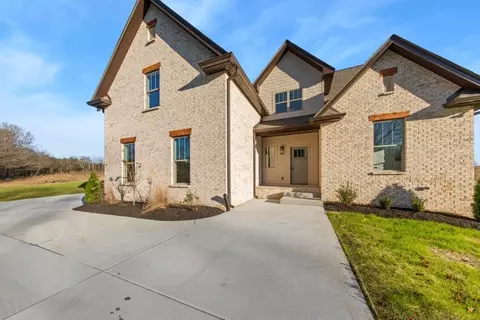 1645 Sulphur College Rd, Hartsville, TN 37074