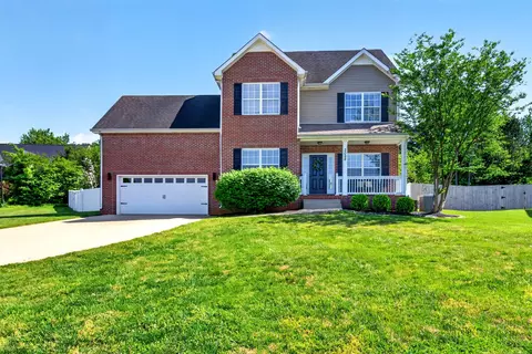3098 Autumn Bluff Ct, Clarksville, TN 37040