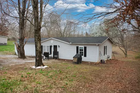 3079 Trace Creek Rd, White Bluff, TN 37187