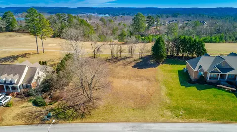 7110 River Run Dr, Chattanooga, TN 37416