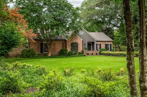 505 Cherry Rd, Memphis, TN 38117