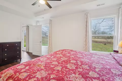 Bedroom - 206 Hickory Pointe, Dickson, TN 37055 photo 5 of 5