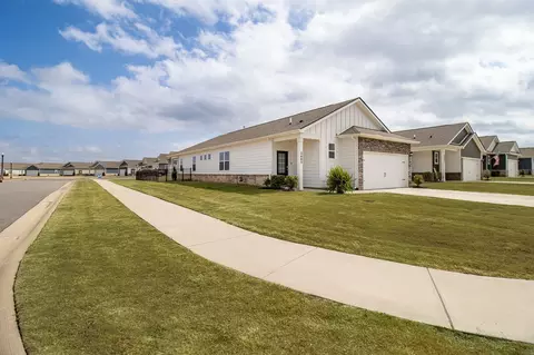 2405 Quinn Dr, White House, TN 37188