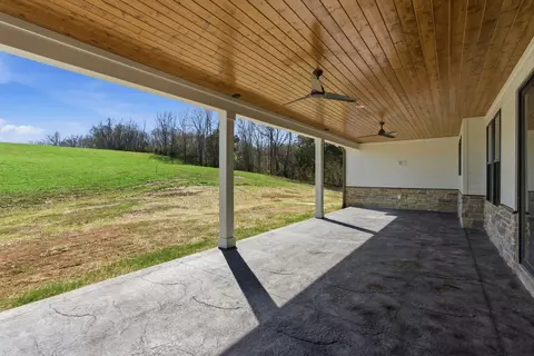Exterior - 2176 Hogan Rd, Burns, TN 37029 photo 7 of 9