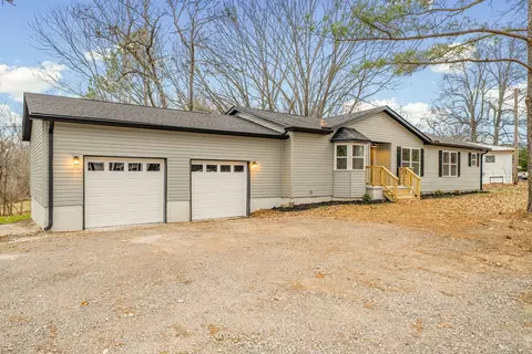 1402 Cagle Rd, Ashland City, TN 37015