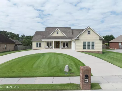 1709 Ansley Dr, Alcoa, TN 37701