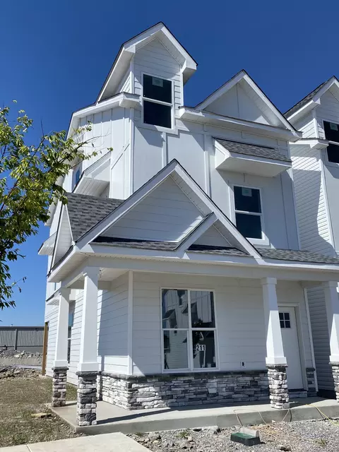 211 Carlton Ln, Lebanon, TN 37090