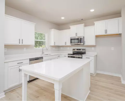 Kitchen - 101 Cherry Blossom Way, Dickson, TN 37055 photo 1 of 2