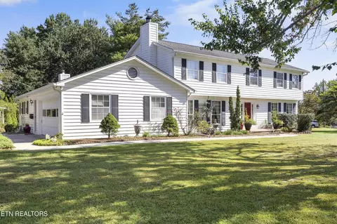1020 Crooked Springs Rd, Knoxville, TN 37932