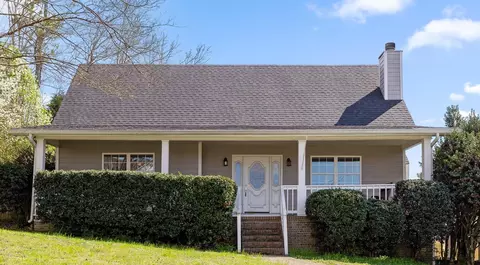 2700 Autumn Chase Dr, Chattanooga, TN 37421