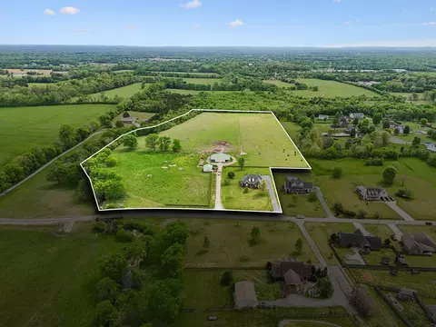 2575 Mount Vernon Rd, Chapel Hill, TN 37034