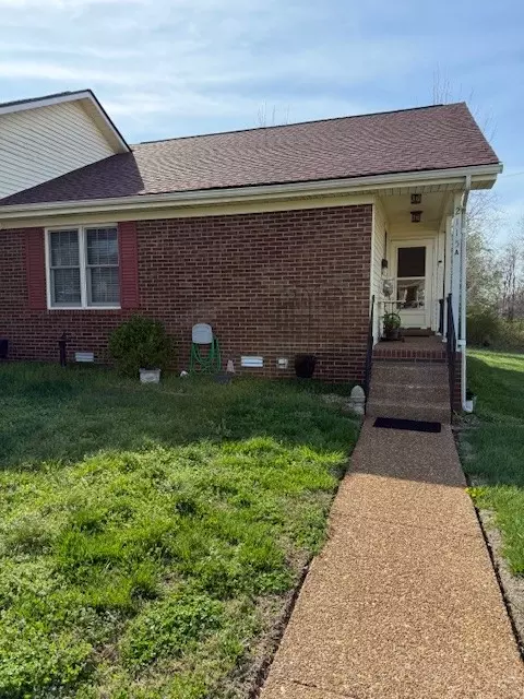 2115 Mockingbird Ln #A, Springfield, TN 37172