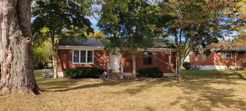Exterior - 110 Old Pond Ln, Dickson, TN 37055 photo 3 of 21