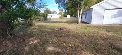 Exterior - 110 Old Pond Ln, Dickson, TN 37055 photo 16 of 21