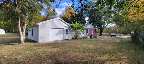 Exterior - 110 Old Pond Ln, Dickson, TN 37055 photo 14 of 21