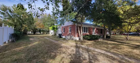 Exterior - 110 Old Pond Ln, Dickson, TN 37055 photo 19 of 21