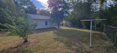 Exterior - 110 Old Pond Ln, Dickson, TN 37055 photo 11 of 21