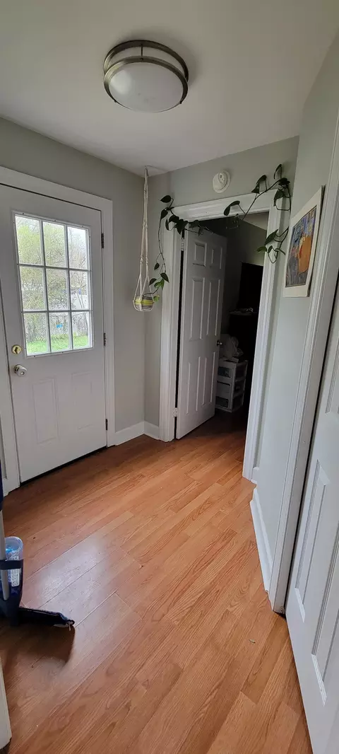 Entry Way - 110 Old Pond Ln, Dickson, TN 37055 photo 4 of 4