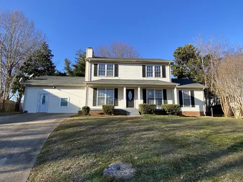 803 Parkview Ct, Clarksville, TN 37042