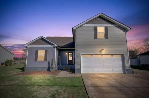 Exterior - 1319 Dodd Trl, Murfreesboro, TN 37128 photo 2 of 5