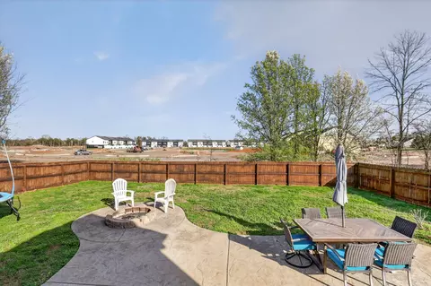 Exterior - 1319 Dodd Trl, Murfreesboro, TN 37128 photo 3 of 5